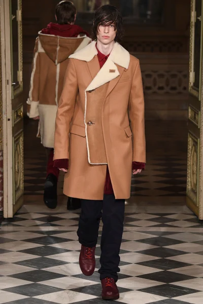 Look 8